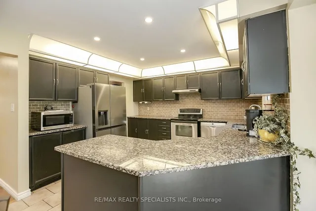 Additional image 10 of 50 Lilly Cres