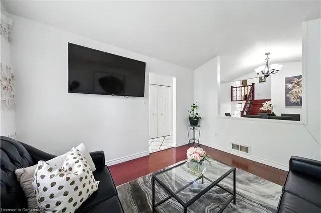 Additional image 9 of 67 Lynnette Dr