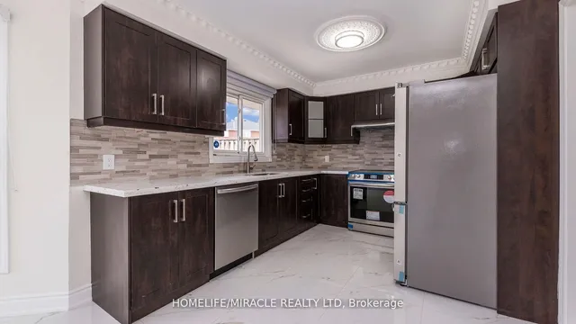 Additional image 13 of 74 Kingknoll Dr