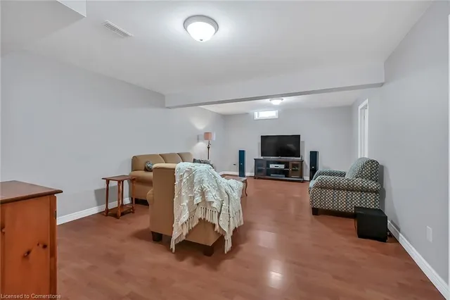 Additional image 23 of 34 Abbotsford Trail