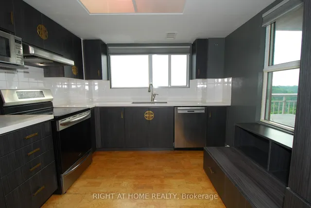 Additional image 4 of 18 Concorde Pl Unit 601