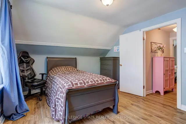 Additional image 31 of 90 Arcade Cres