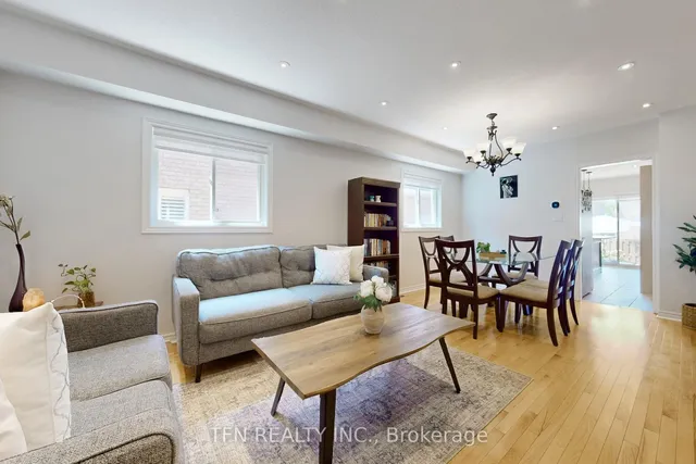 Additional image 5 of 851 Clemens Cres