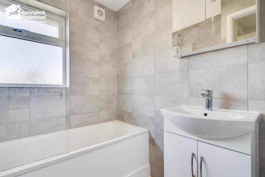 Additional image 12 of Roe Hill Close, Hatfield, Hertfordshire