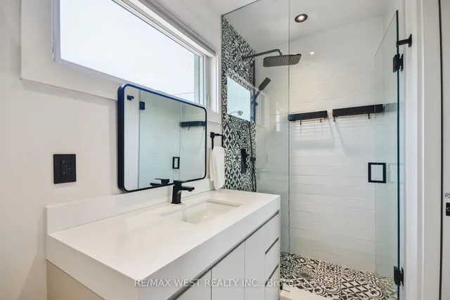 Additional image 14 of 30 Salem Ave