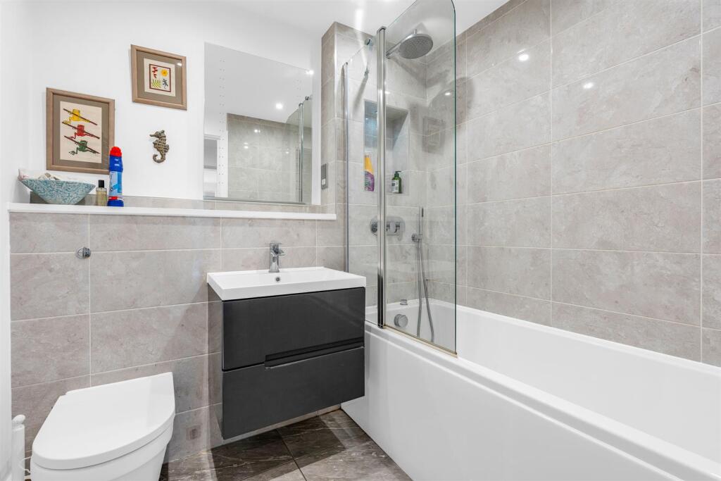 Additional image 11 of 80 Great North Road, Welwyn