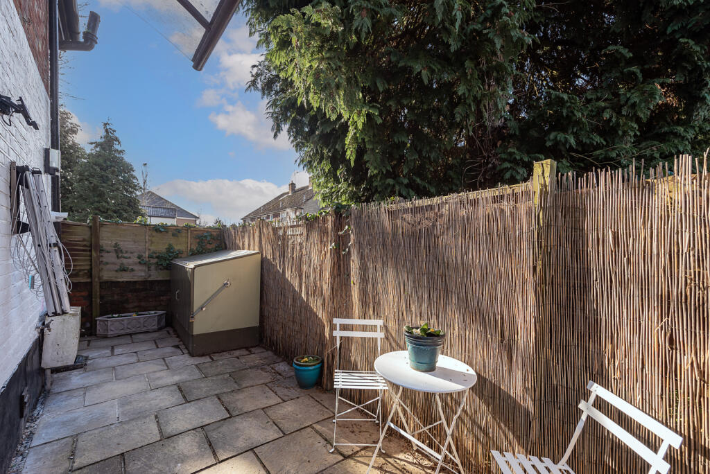 Additional image 11 of Frogmore, St. Albans, Hertfordshire, AL2