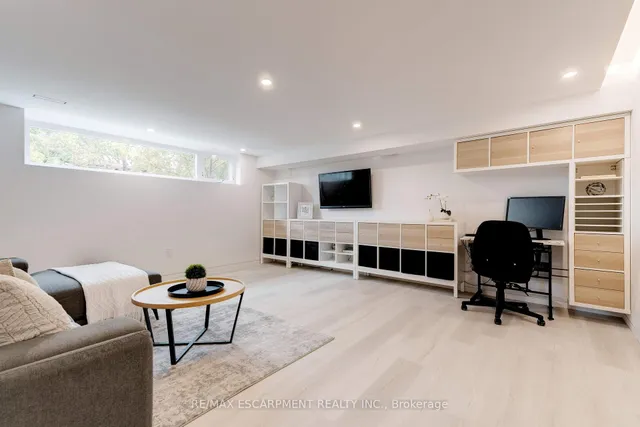 Additional image 37 of 627 Mullin Way