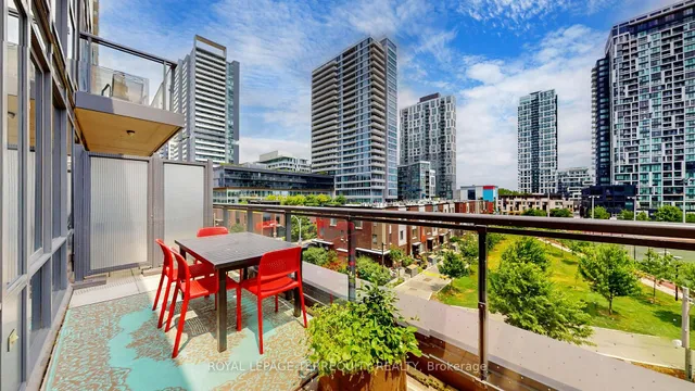 房产图片 21 - 55 Regent Park Blvd 单元415