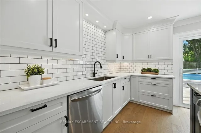 Additional image 15 of 2100 FALMOUTH Terr