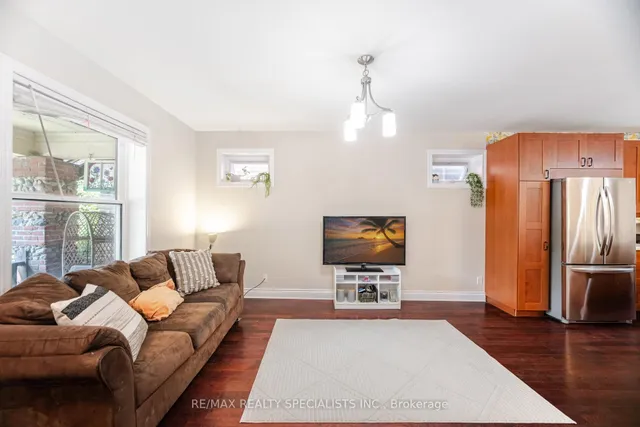 Additional image 9 of 24 Skyes Ave