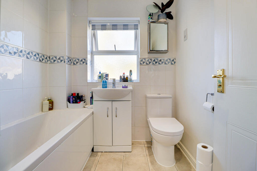 Additional image 15 of Cairns Close, St. Albans, Hertfordshire, AL4