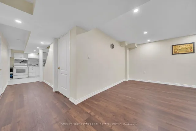 Additional image 44 of 82 Jewel Cres