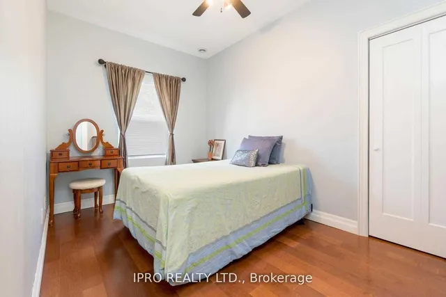 Additional image 24 of 18 Sunset Blvd