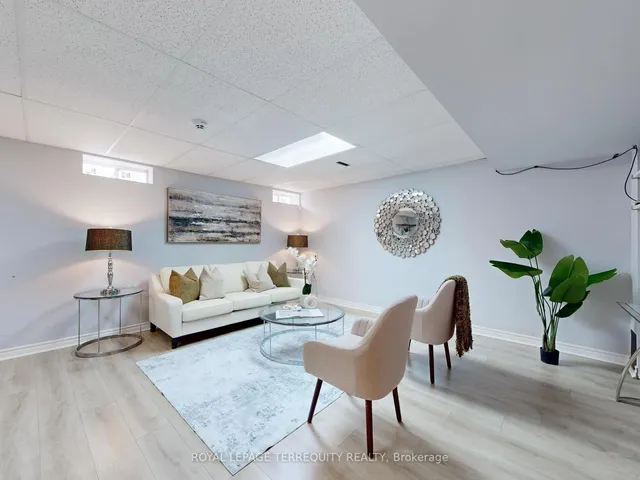 Additional image 29 of 879 Brassard Circ