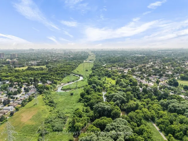 Additional image 49 of 169 Thistle Down Blvd