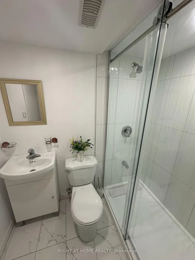 Additional image 32 of 14 Hero Sq