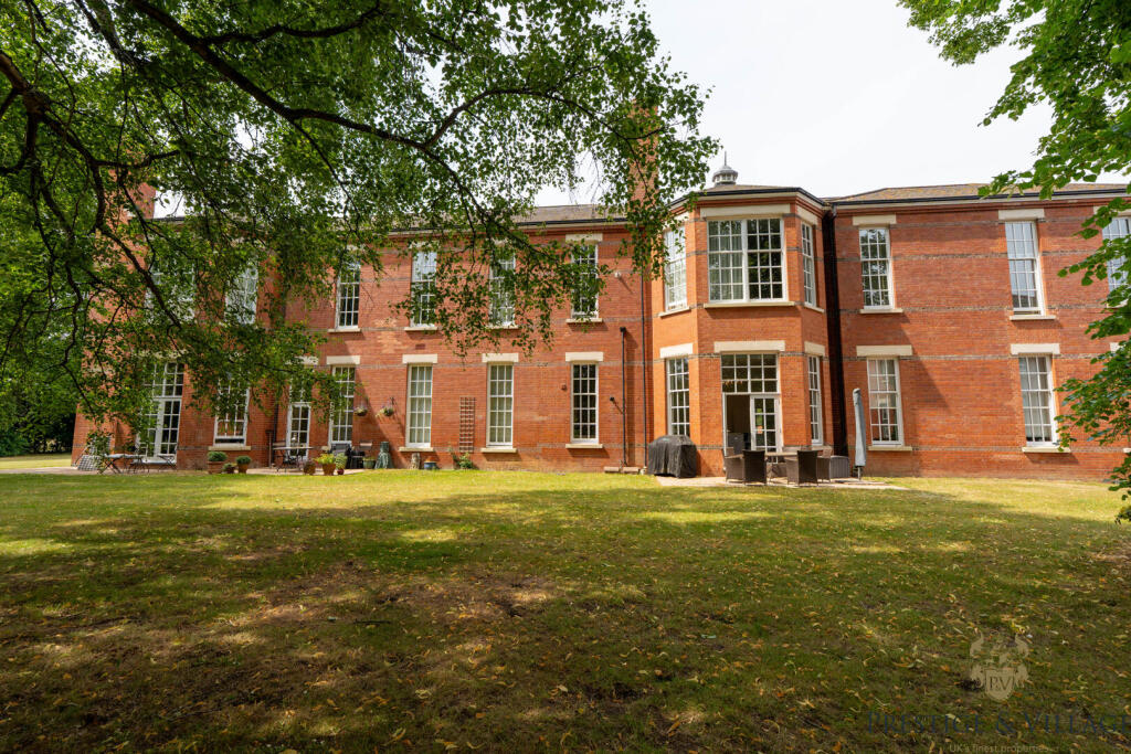 Additional image 28 of Beningfield Drive, Napsbury Park