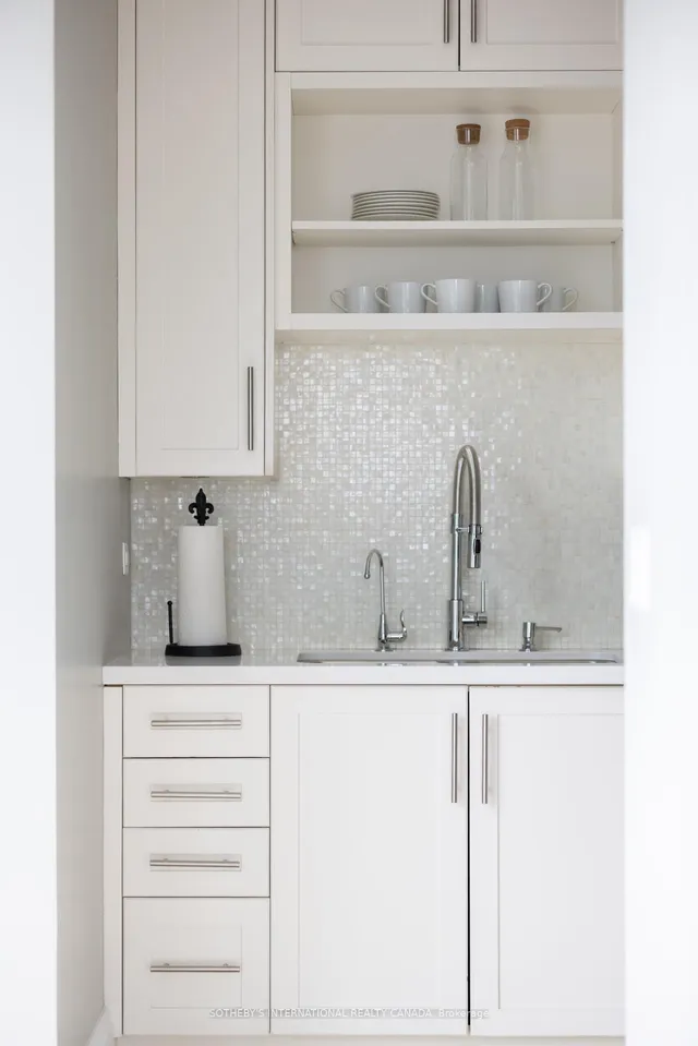 Additional image 12 of 183 Wellington St Unit 2501