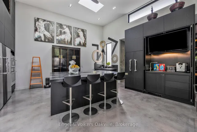 Additional image 15 of 1516 Duncan Rd