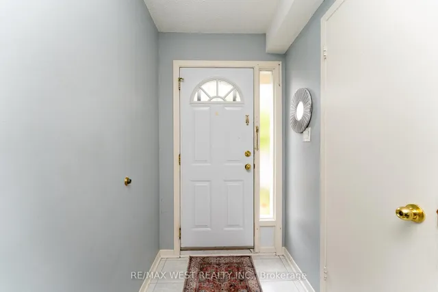 Additional image 4 of 15 Guildwood Pkwy Unit 30