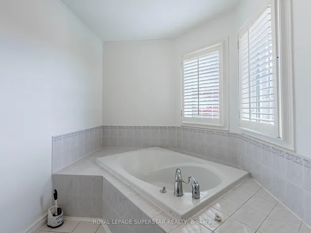 Additional image 26 of 5946 Mersey St