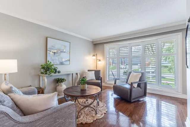 Additional image 14 of 2217 Lancaster Cres