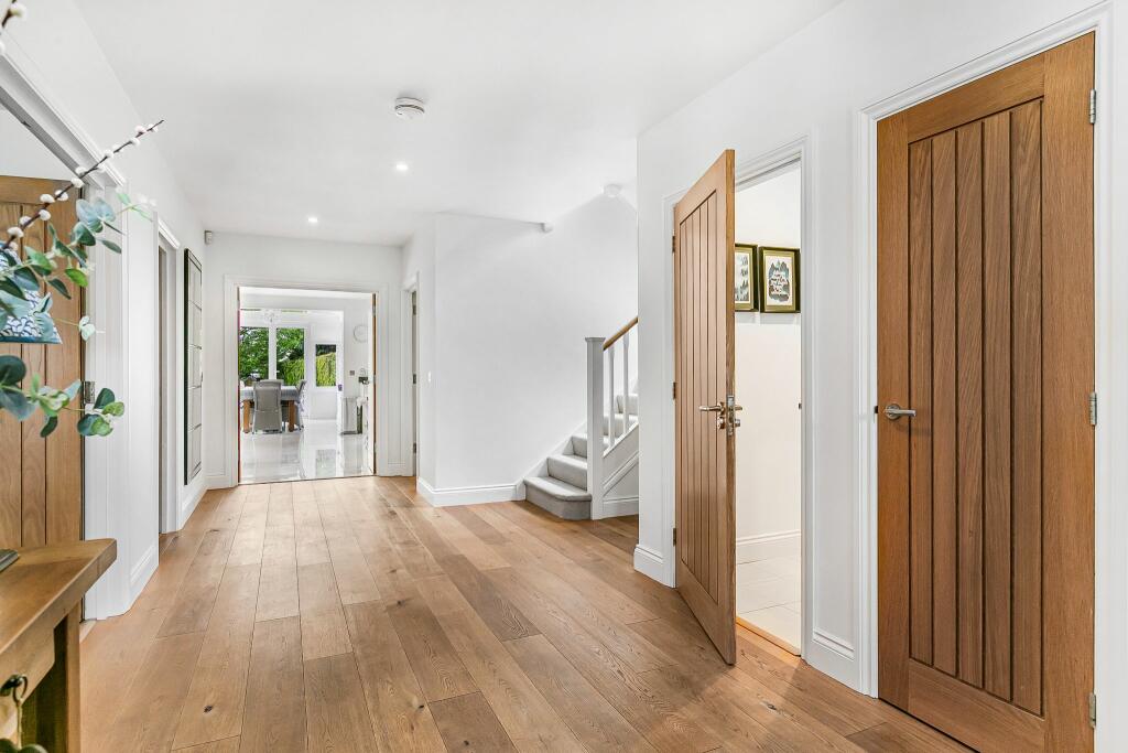 Additional image 5 of Georges Wood Road, Brookmans Park, AL9