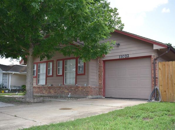 11022 Shadowfield Dr, Houston, TX 77064
