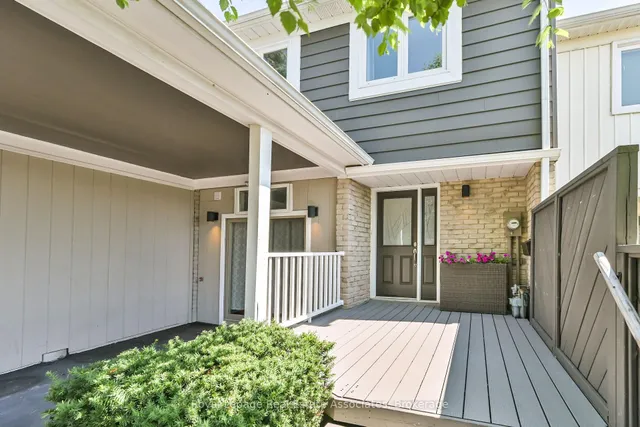 Additional image 3 of 252 Royal Salisbury Way