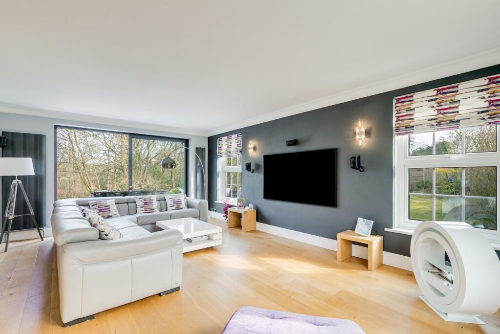 Additional image 5 of Stonemead, Welwyn Garden City, Hertfordshire, AL8 7LX