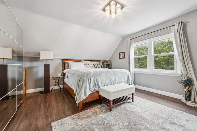 Additional image 18 of 854 Guelph St