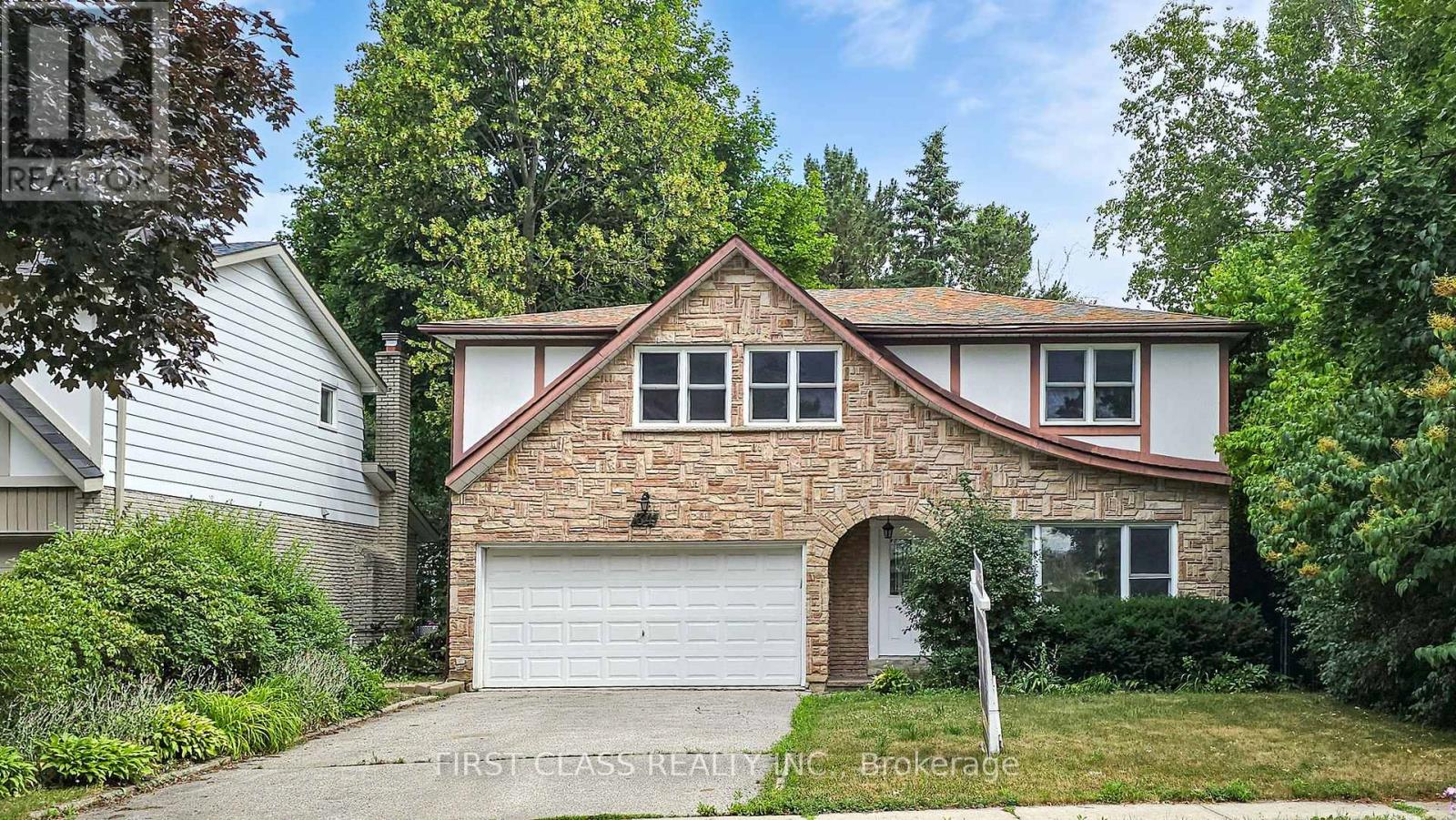 34 FERRAH STREET|Markham (Unionville), Ontario L3R1N5