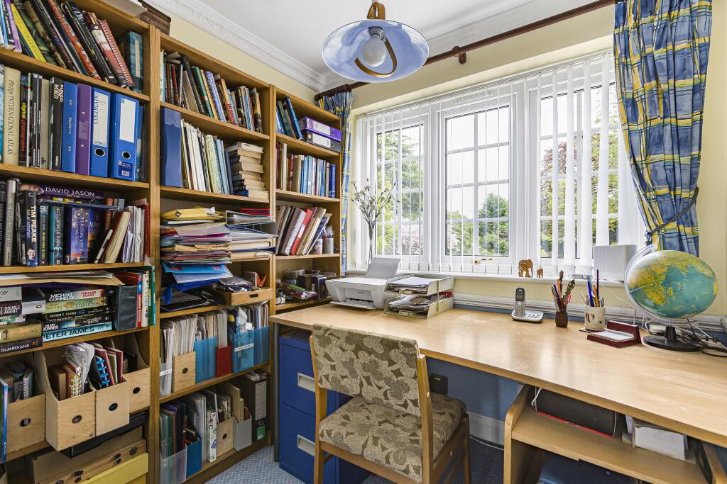 Additional image 14 of High Oaks Road, Welwyn Garden City, AL8