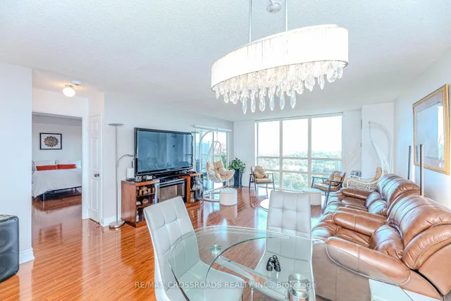 Additional image 2 of 205 Wynford Dr Unit 2004