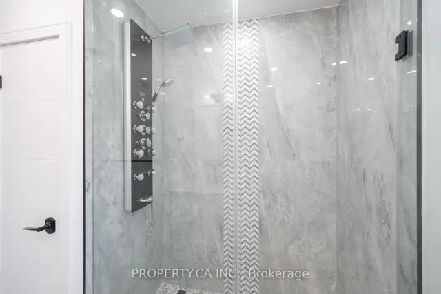 Additional image 14 of 33 Moorecroft Cres