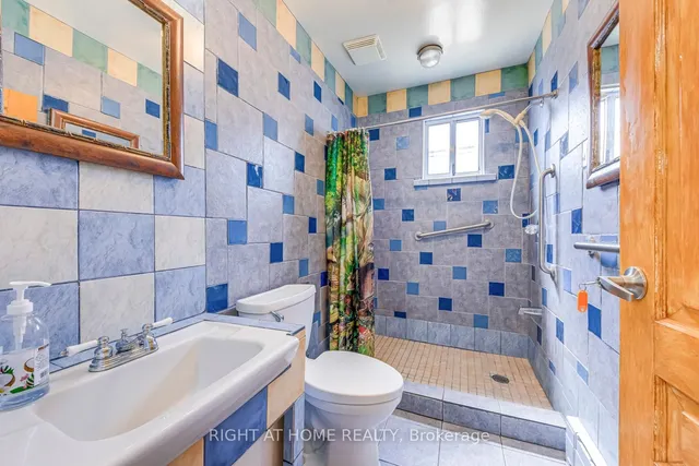 Additional image 21 of 27 Barker Ave