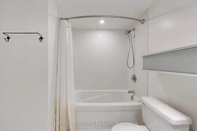 Additional image 17 of 111 Elizabeth St Unit 818