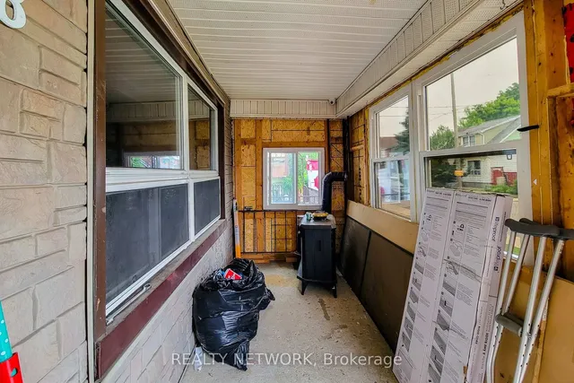 Additional image 11 of 38 Glendale Ave