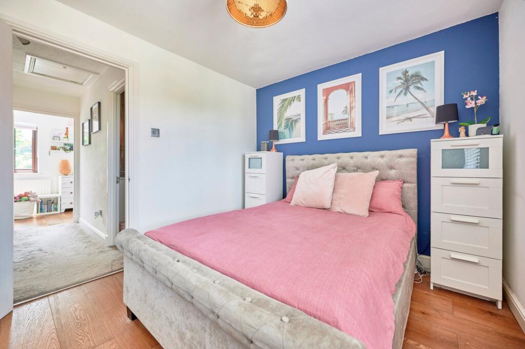 Additional image 9 of Woodlands, Park Street, St. Albans, Hertfordshire, AL2