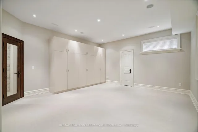 Additional image 29 of 67 Yorkminster Rd