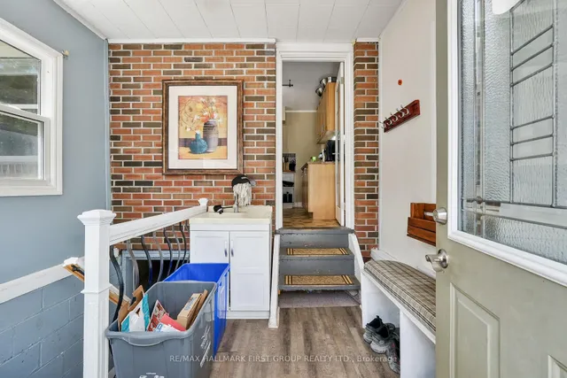 Additional image 4 of 2 Park Lane