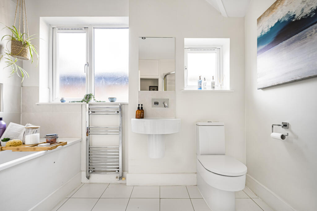 Additional image 16 of Watling Street, St. Albans, Hertfordshire, AL1