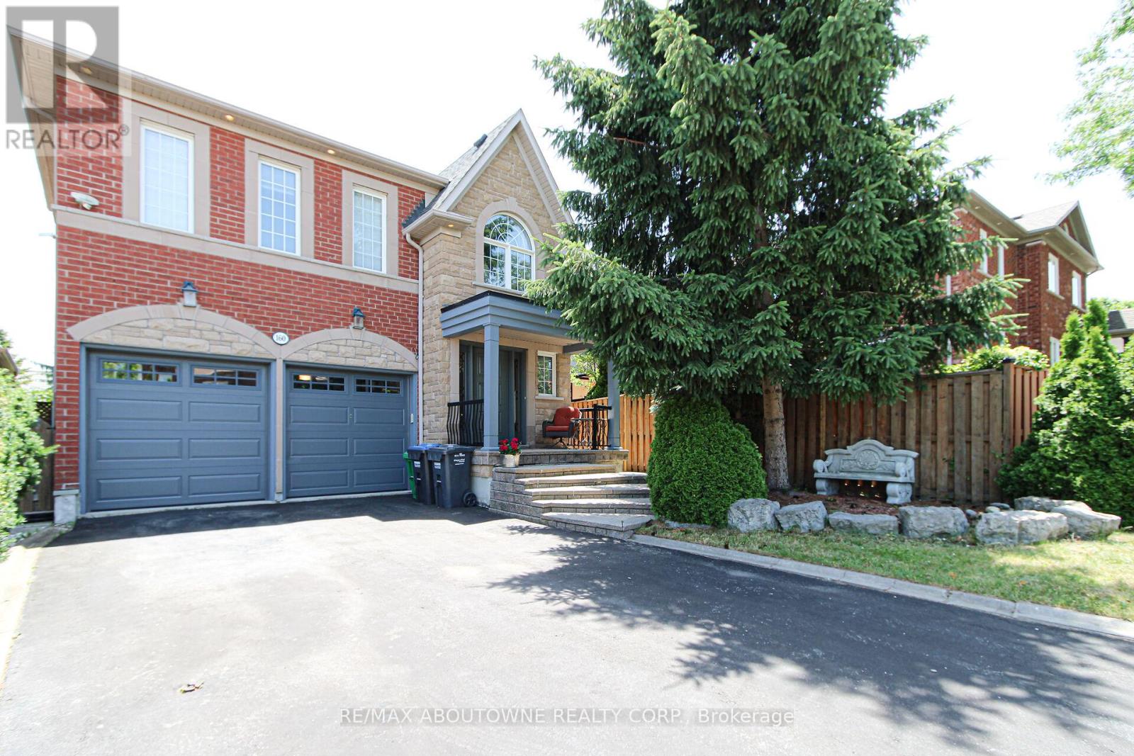 160 PARIS STREET|Mississauga (Hurontario), Ontario L4Z4H6