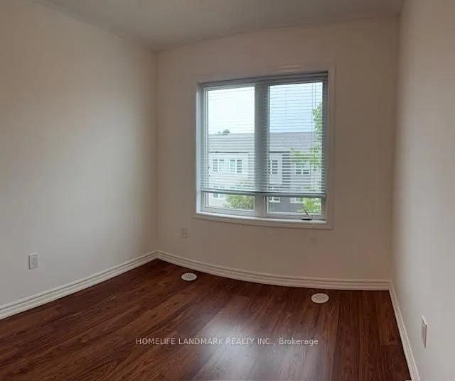 Additional image 18 of 15 Heron Park Pl Unit 14