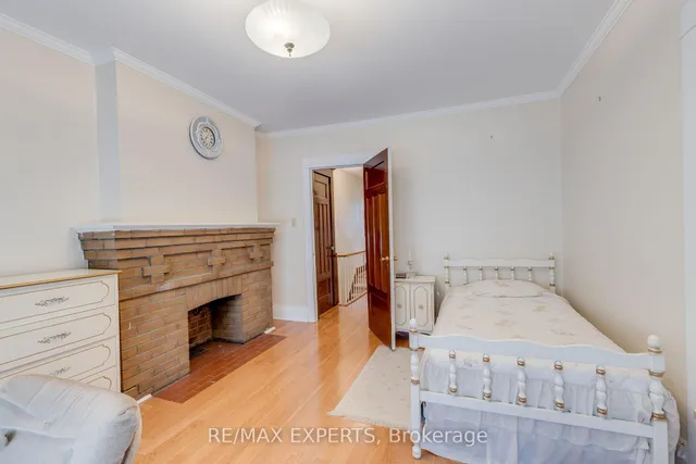 Additional image 15 of 180 Monarch Park Ave