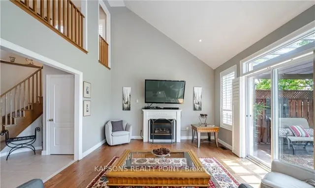 房产图片 15 - 26 Baccarat Cres