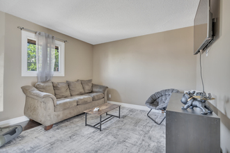 房产图片 2 - 加拿大英尼斯费尔 4516 47 街