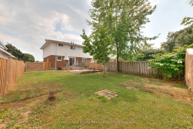 Additional image 32 of 31 Roberts Cres