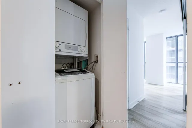 Additional image 14 of 110 Charles St Unit 707